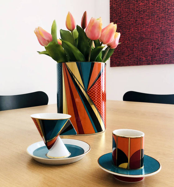 Load image into Gallery viewer, Vista Alegre Futurismo Set Of 4 Espresso Cups And Saucers
