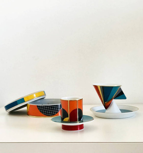 Load image into Gallery viewer, Vista Alegre Futurismo Set Of 4 Espresso Cups And Saucers
