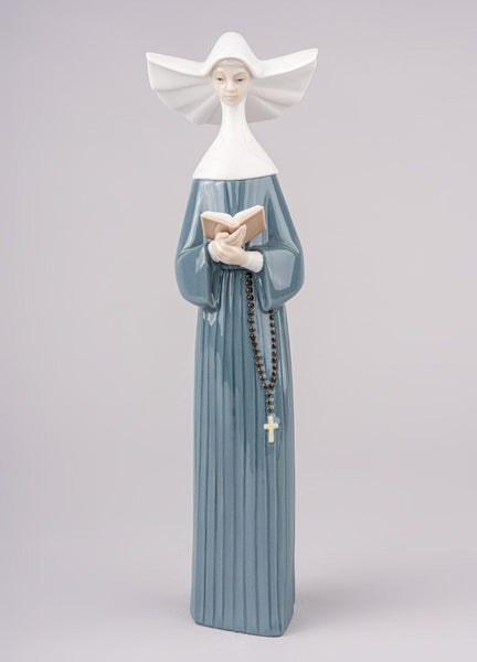 Load image into Gallery viewer, Lladro Prayerful Moment Nun Figurine
