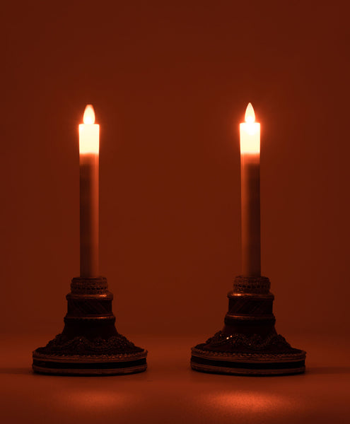 Load image into Gallery viewer, Katherine&#39;s Collection Holiday Magic Candle Sticks Set Of 2
