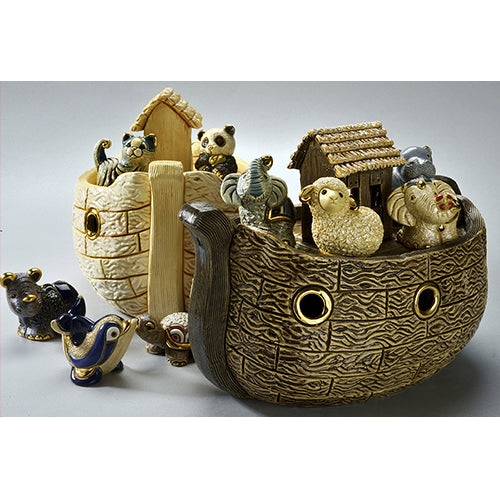 Load image into Gallery viewer, De Rosa Collections Little Ark Figurine
