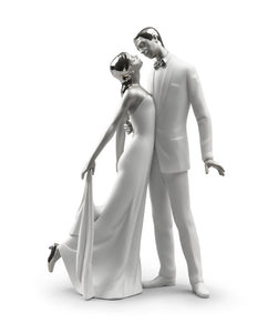 Lladro Happy Anniversary Couple Figurine - Silver Lustre