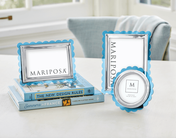 Load image into Gallery viewer, Mariposa Light Blue Acrylic Scallop Round Frame
