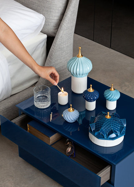 Load image into Gallery viewer, Lladro Blue Spire Candle 1001 Lights - Unbreakable Spirit Scent
