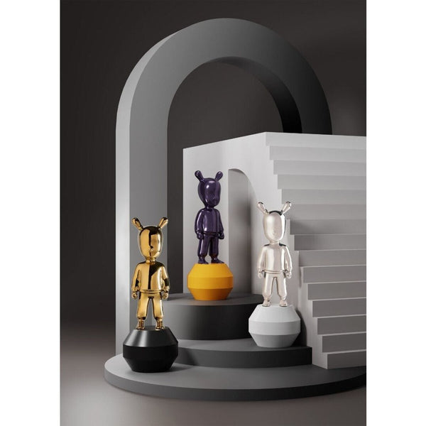 Load image into Gallery viewer, Lladro The Golden Guest Figurine - Small
