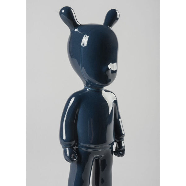 Load image into Gallery viewer, Lladro The Dark Blue Guest Figurine - Small
