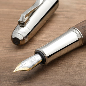 Graf von Faber-Castell Magnum Fountain Pen, Walnut