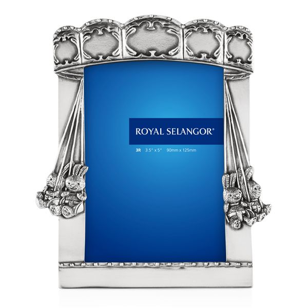 Load image into Gallery viewer, Royal Selangor Carousel Photoframe 3R
