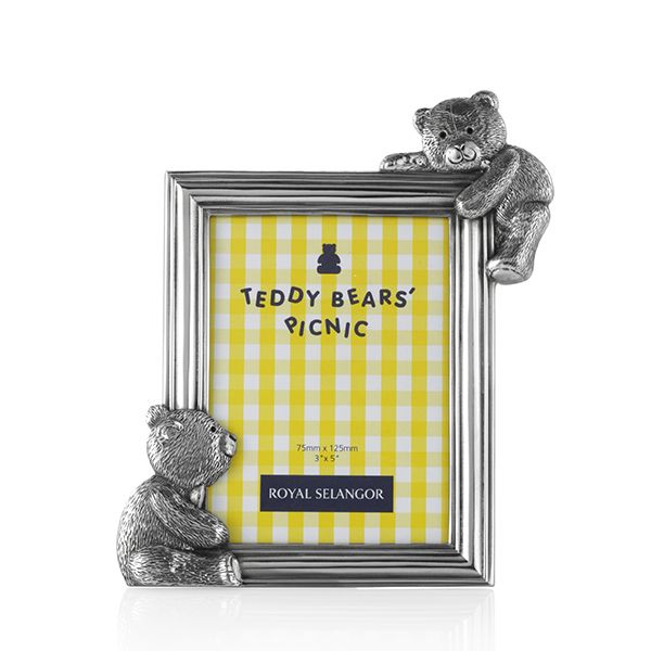 Load image into Gallery viewer, Royal Selangor Teddy Bears&#39; Picnic Rectangular Photoframe 3R
