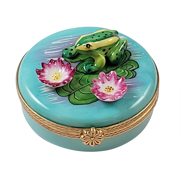 Load image into Gallery viewer, Rochard &quot;Frog on Monet Water Lilies&quot; Limoges Box
