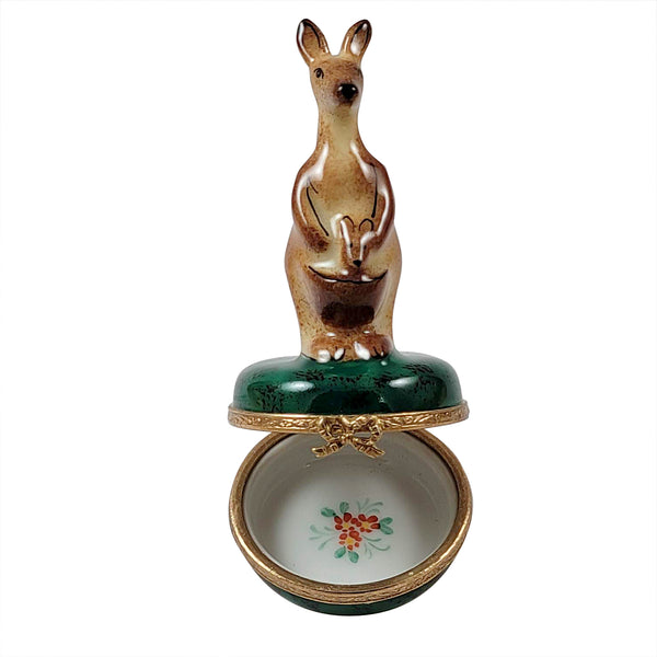 Load image into Gallery viewer, Rochard &quot;Kangaroo&quot; Limoges Box
